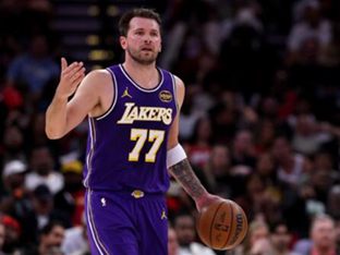 7M- 돈치치, 스페인 치료 후 LA 복귀…플레이오프 1라운드 출전 불투명