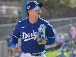 7M - 김혜성, 전날 무안타에도 우완 상대로 이틀 연속 선발 출격…뉴욕 메츠전 유격수 8번 배치